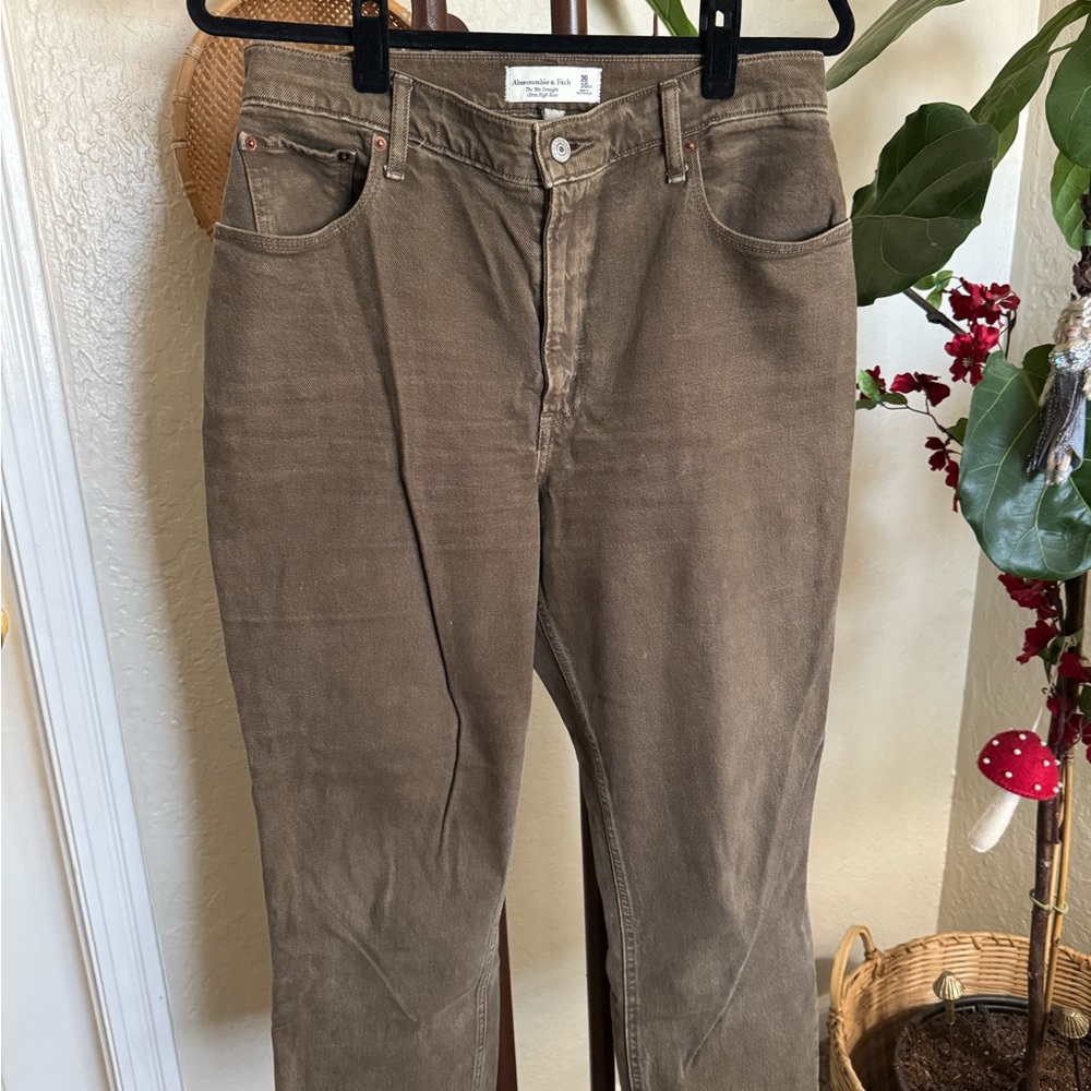 Women’s Brown Pants